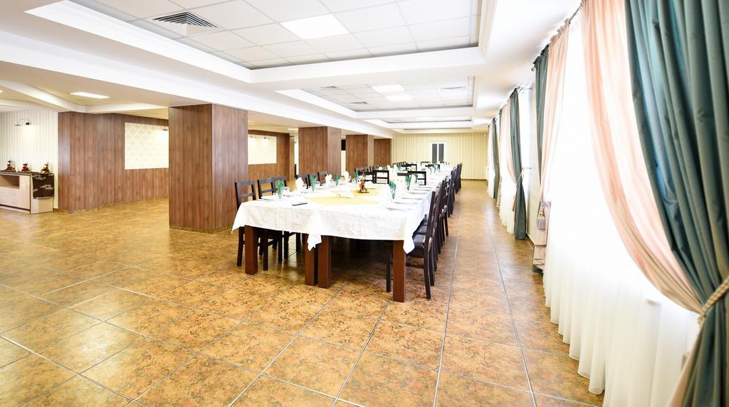 Pensiunea Sarmis Sarmizegetusa Exterior foto
